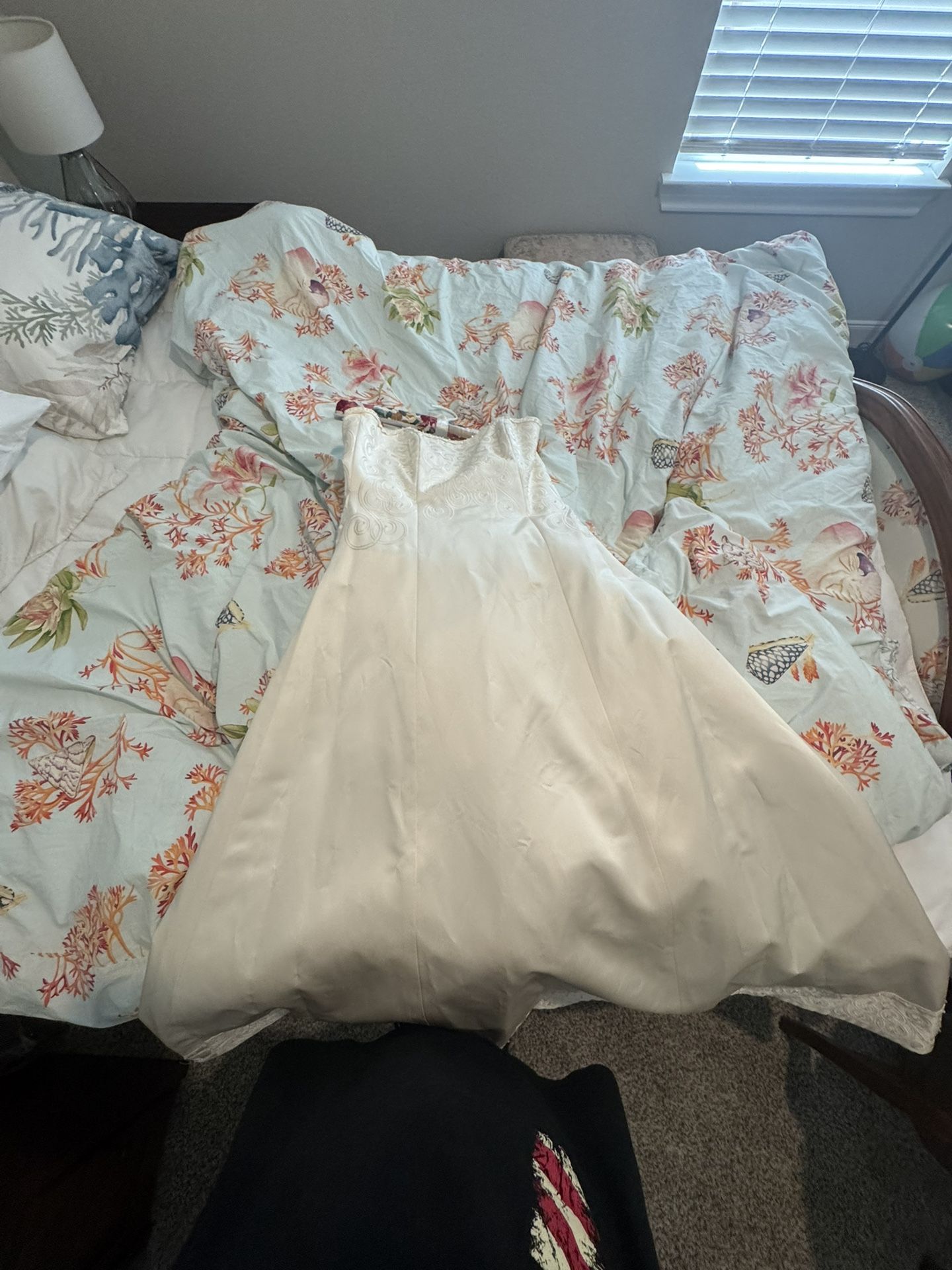 Ball gown only used one time