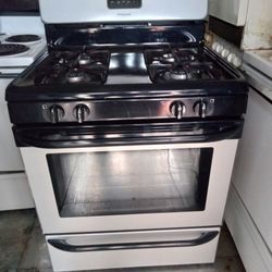 Frigidaire Gas Stove
