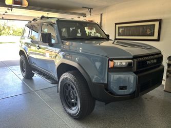 Toyota Land Cruiser - No Sales Tax