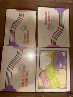 Rainbow bath bombs 2$ per box