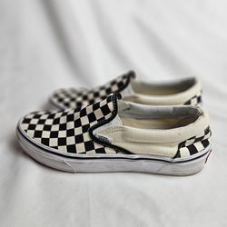 Vans Men's Size 8 Checker Off The Wall Classic Slip-ons