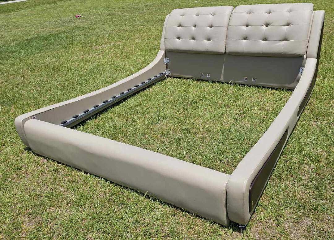 King Size Bed For Sale