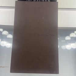 Louis Vuitton Sarah Wallet 