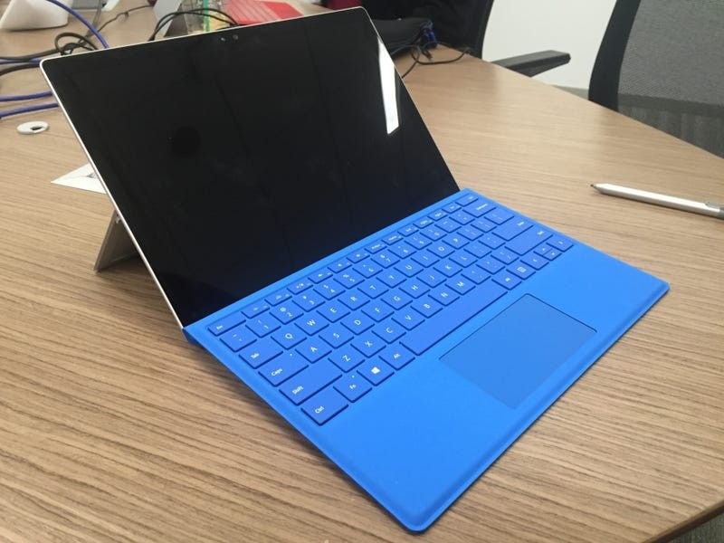 Microsoft Surface Pro 4 Windows 11 Working  Fine Charger INCLUDED 