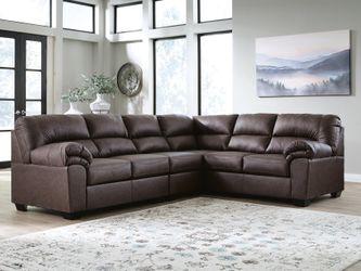 Whitlock Umber 3-Piece Sectional with Right-Arm Facing Sofa (Online Special Price)