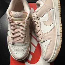 Nike Dunk Low Orange Pearl Size 6.5W Used