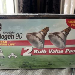 GE General Electric 2 Bulb Value Pack Floodlight Halogen 90 PAR38 1310 Lumen NEW