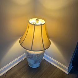 Table lamp
