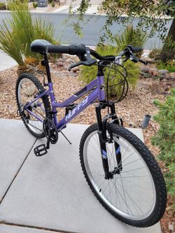 Huffy ROCKCREEK.    (.  Brand new.  ).