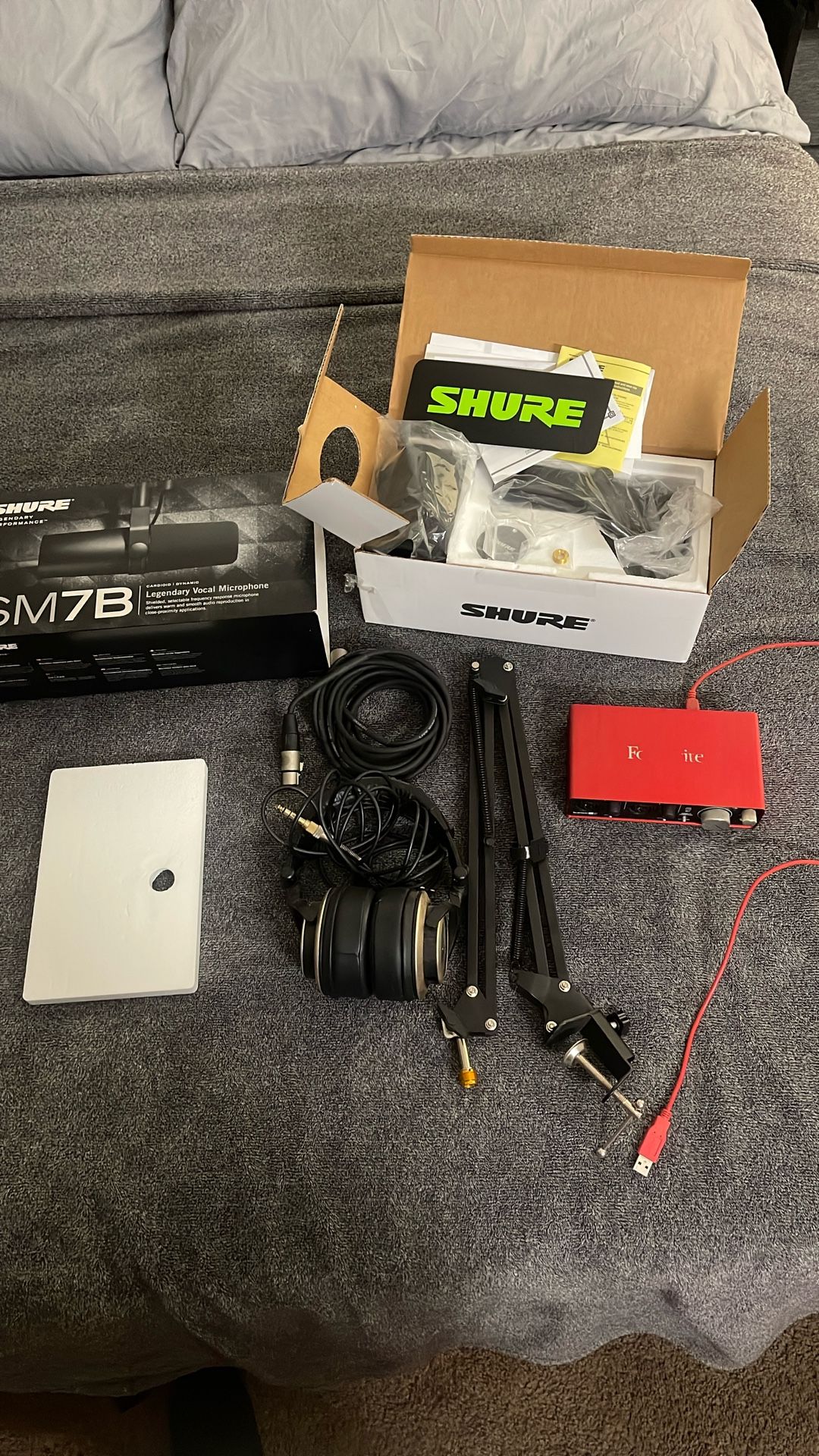Open Box Sm7b Pro Audio Bundle!