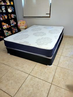NEW FULL-SIZE MATTRESS AND BOX SPRING