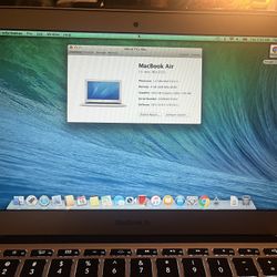 Apple MacBook Air 11” Screen 350$obo