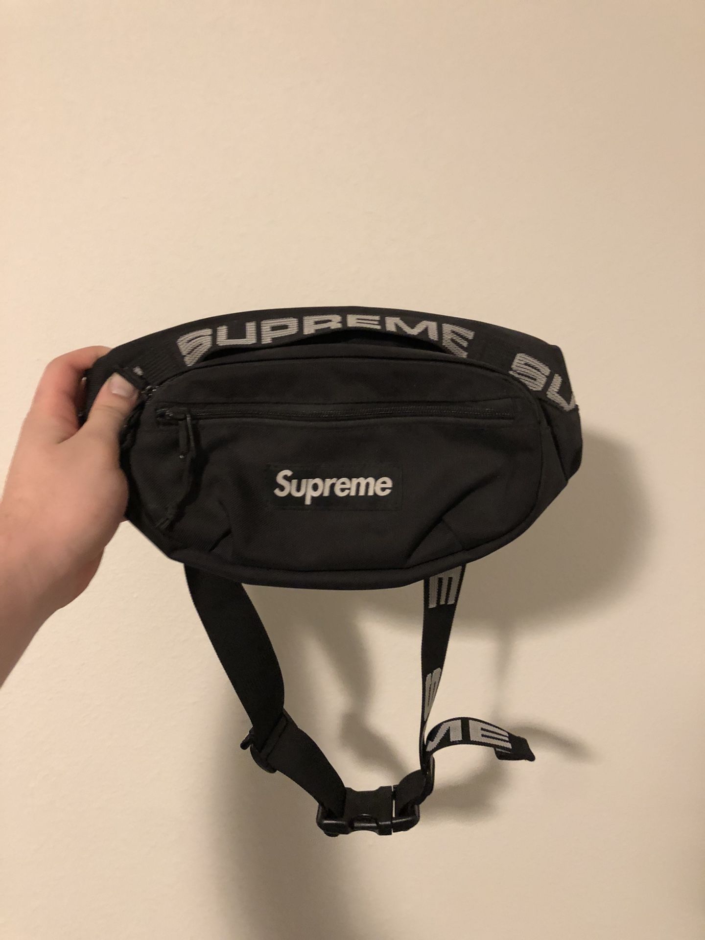 Supreme Waist Bag SS18