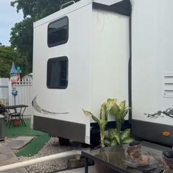2014 Forest Sierra Camper