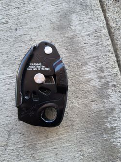 Petzl Neox Belay Device