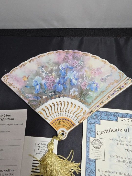 Lena Liu Unfolding Beauty "Elegance" Porcelain Fan Bradford Exchange COA (UQ)
