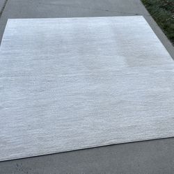 Modern Style Square Area Rug (7’x7’)