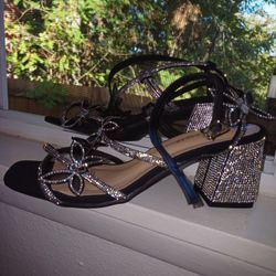 Forever Cute Highhillz @$30.00