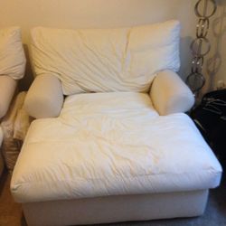 Set Of 2 Oversized T Cushion Lounge Chairs