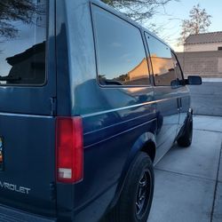 1998 Chevrolet Astro Van