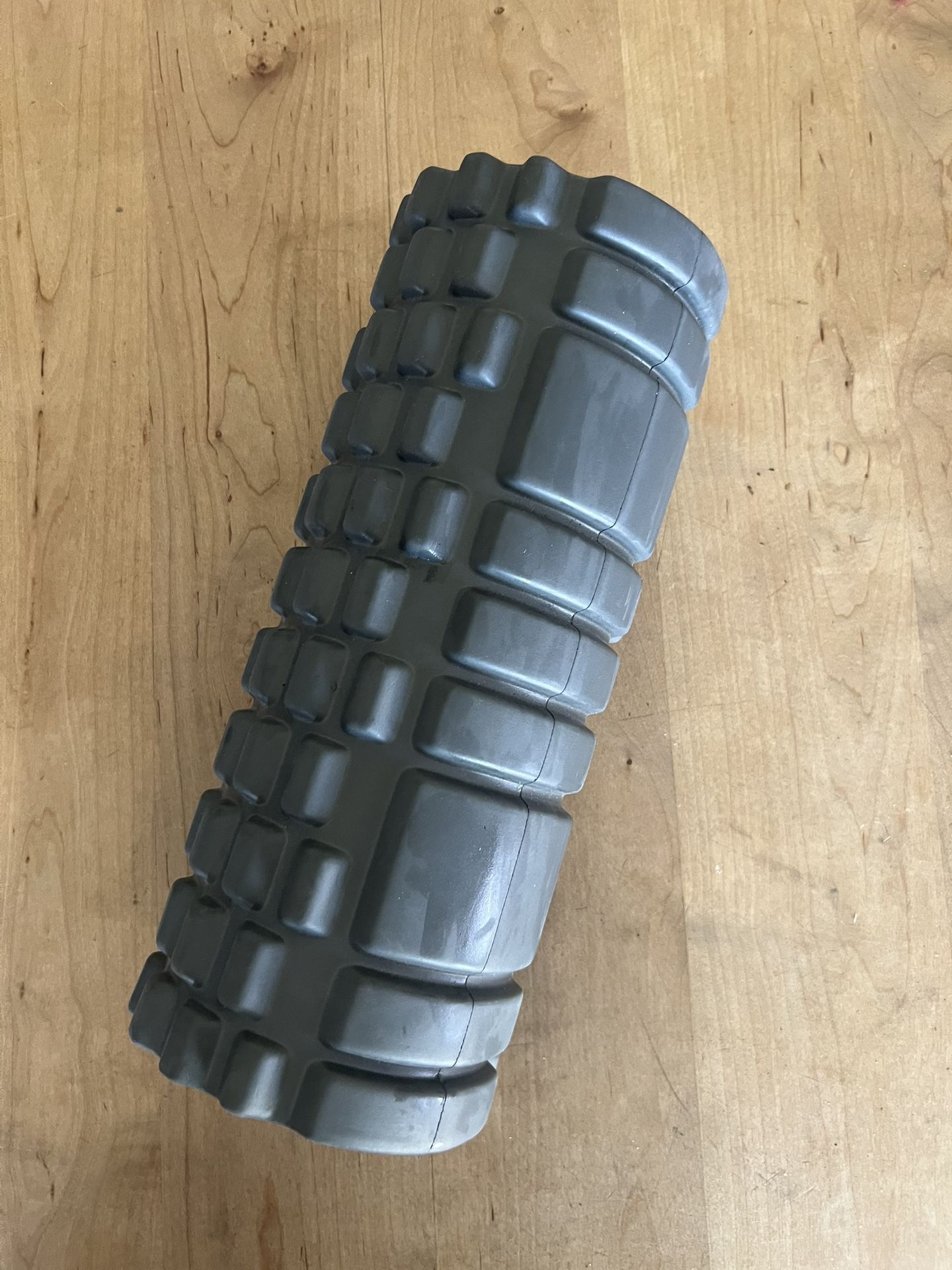 Planet Fitness Foam Roller Medium Density 13.5” Like New!