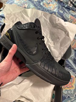 Kobe 4 Gift of Mamba