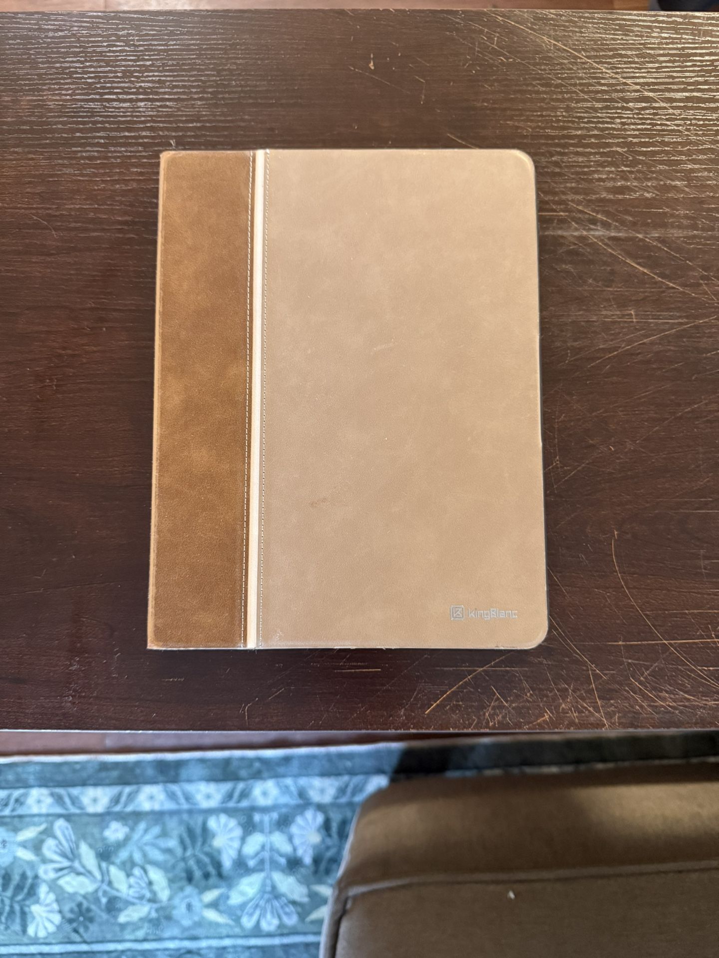 iPad Case 11inch (make an offer)