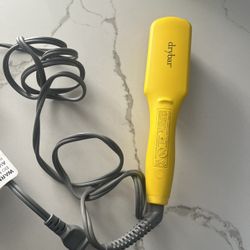 Drybar The Baby Brush Crush Mini Heated Straightening Brush