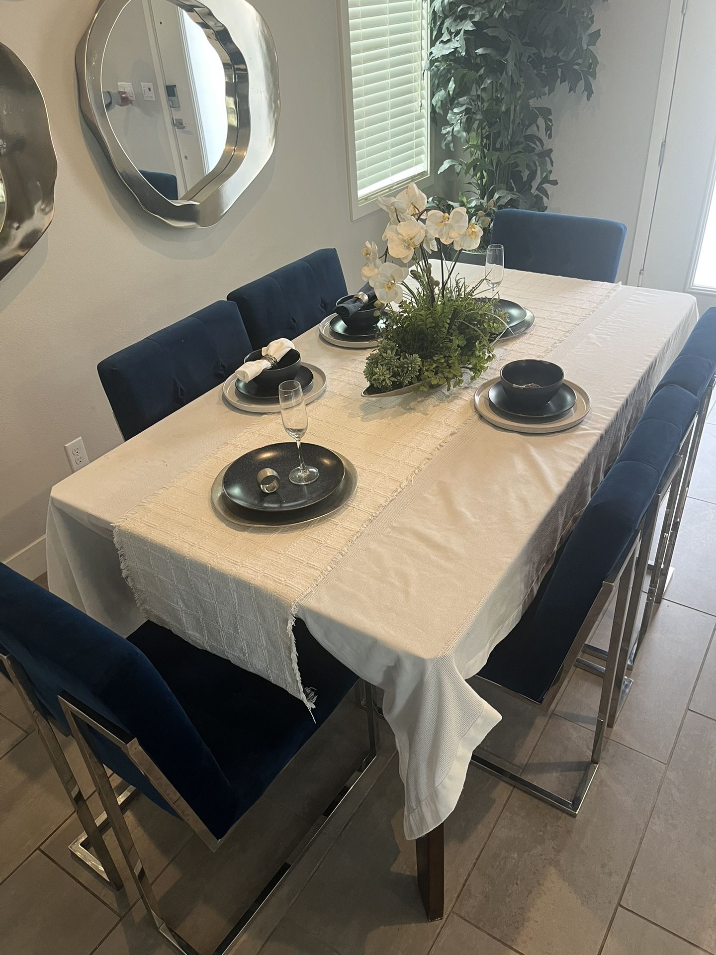 Dining Table Set – Table + 6 Chairs + Runner