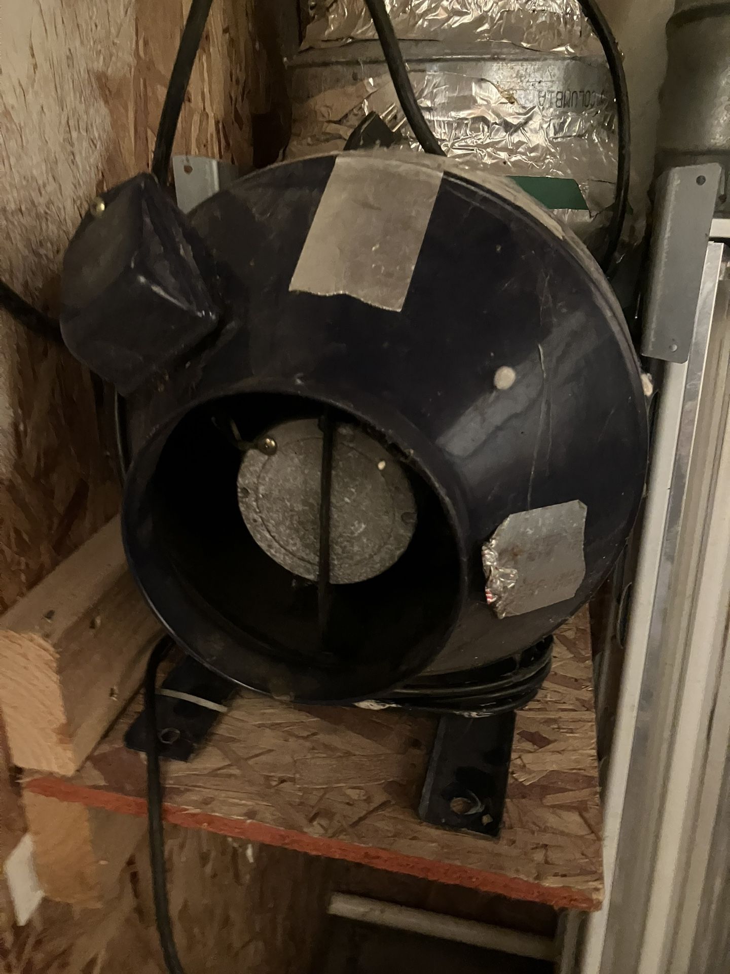 Exhaust Fans And Filter