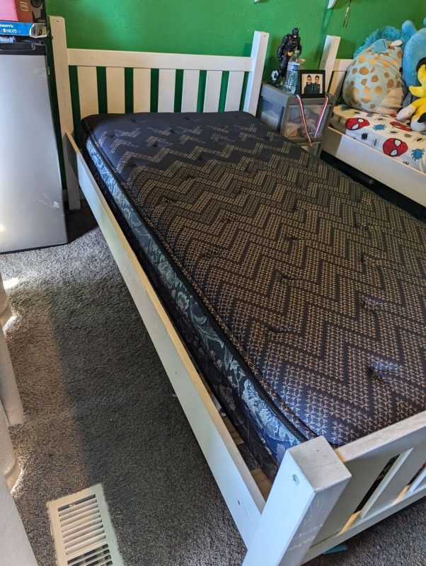 Wood  Twin Bed 