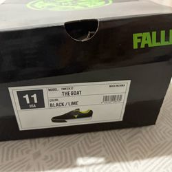 Skateboard shoes and wheels