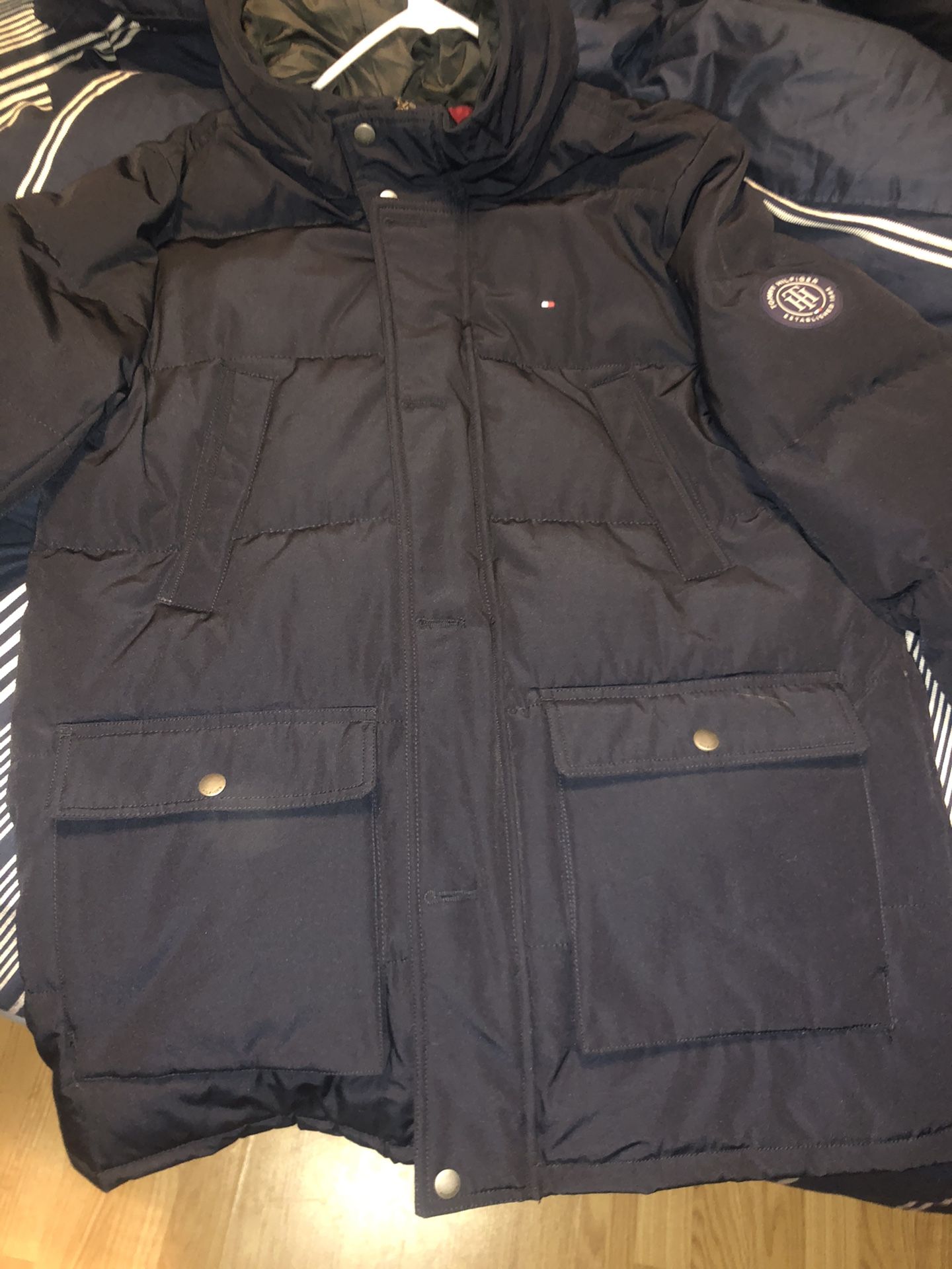 Jacket size large Tommy Hilfiger