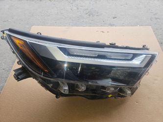 2022 toyota rav4 headlight right side