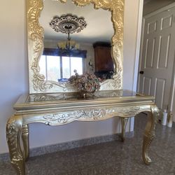 Beautiful Console and mirror