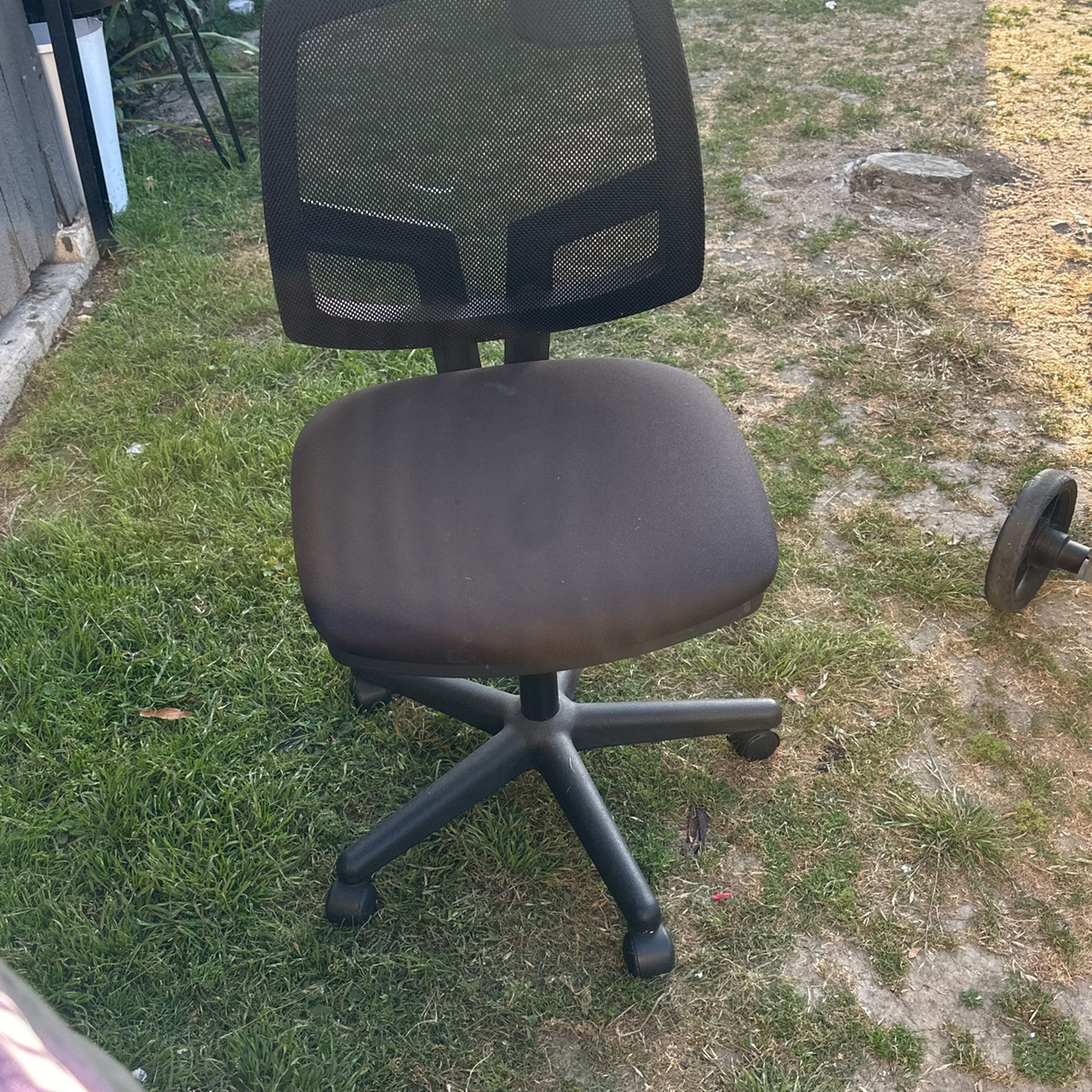office/desk chair