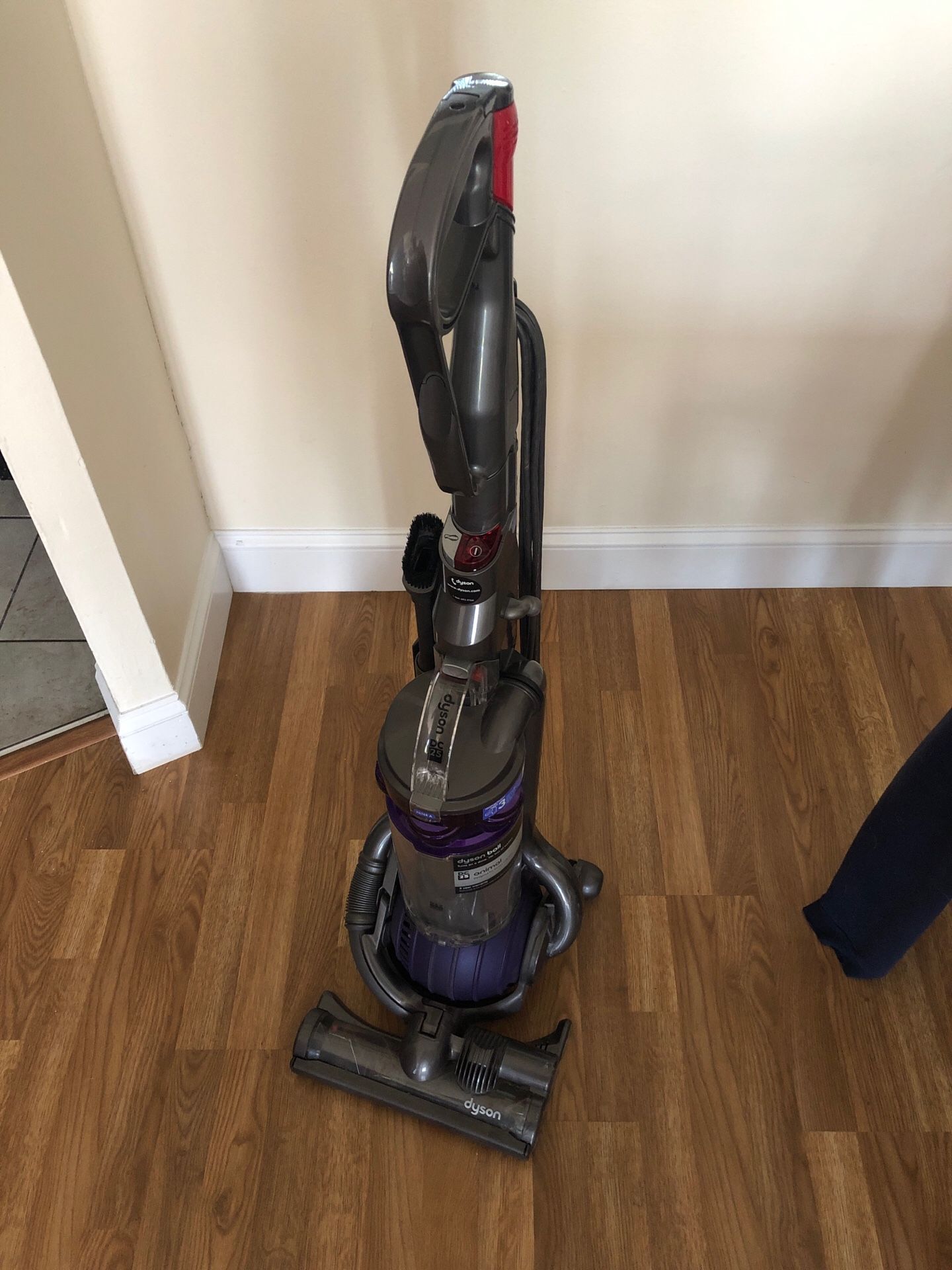 Dyson DC25 Vacuum