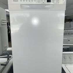Apartment size Dishwasher