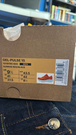 GEL-PULSE 15 ASICS SIZE 9.5 MEN