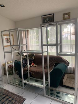 Wall unit