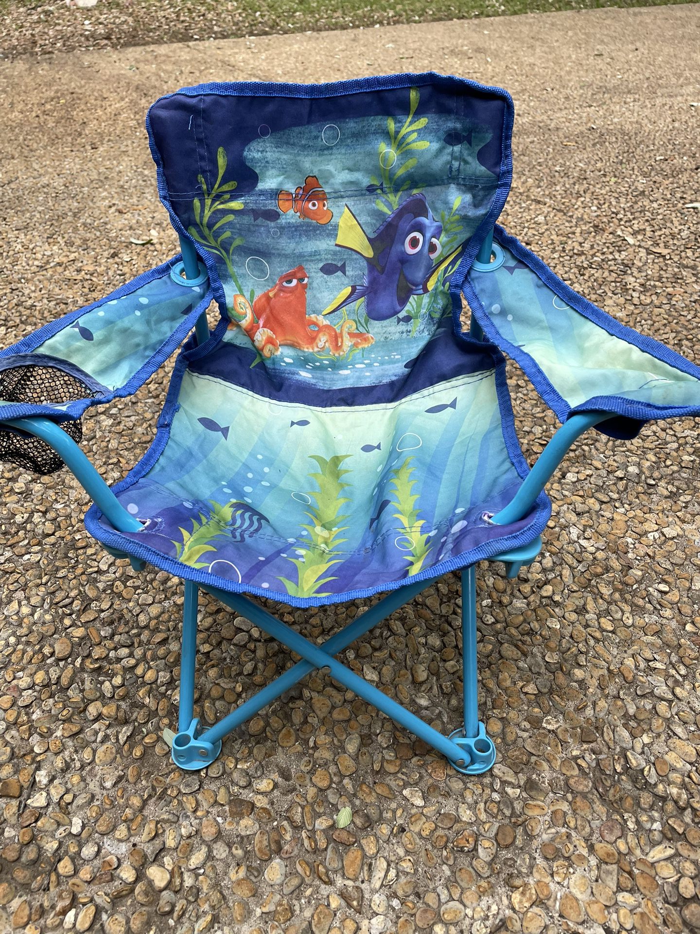 Disney’s Finding Dory Foldable Chair With Bag