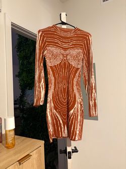 Body Print Knit Mini Dress Long Sleeve