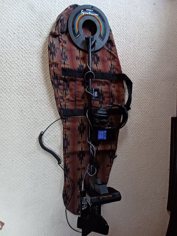 WHITES  SPECTRUM XLT Metal Detector