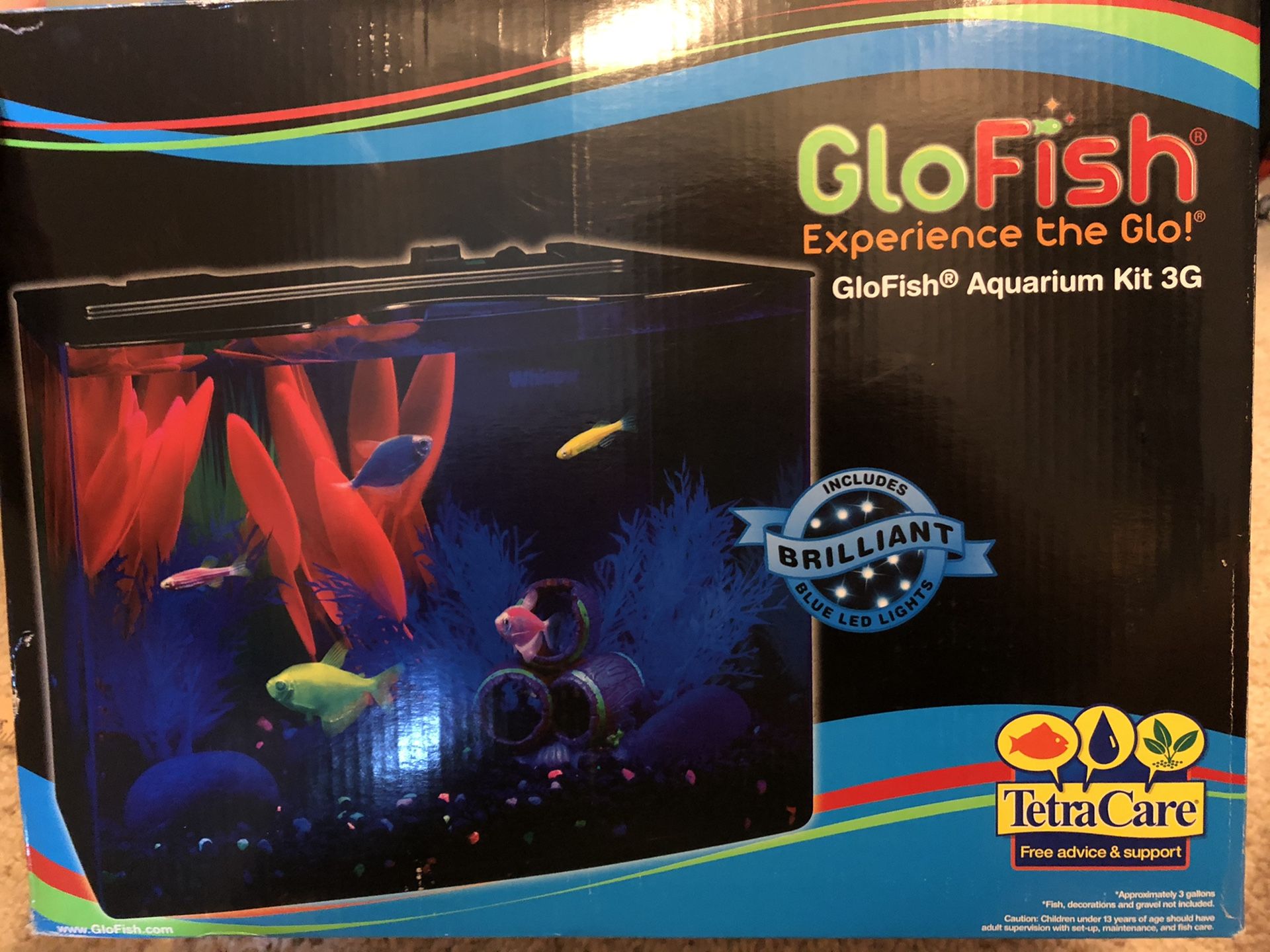 Glo Fish 3 gallon Aquarium Kit w/supplies