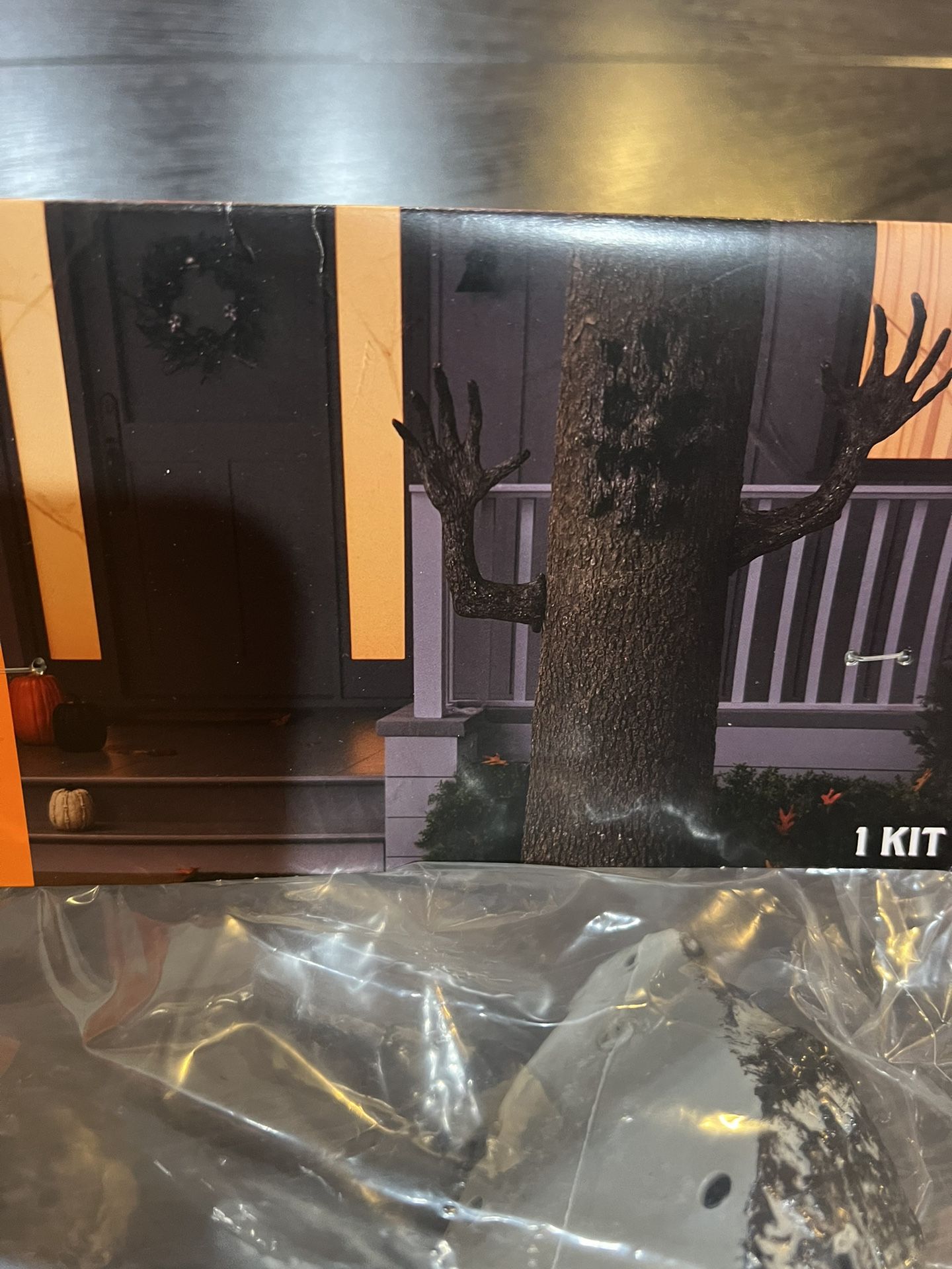 Hyde & Eek Spooky Living Tree Kit Halloween In/Outdoor Decor New!