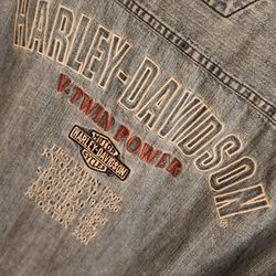Harley - Davidson Men's Denim Shirt Size Large Long Sleve