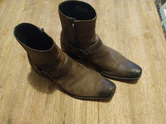 Kenneth Cole Boots