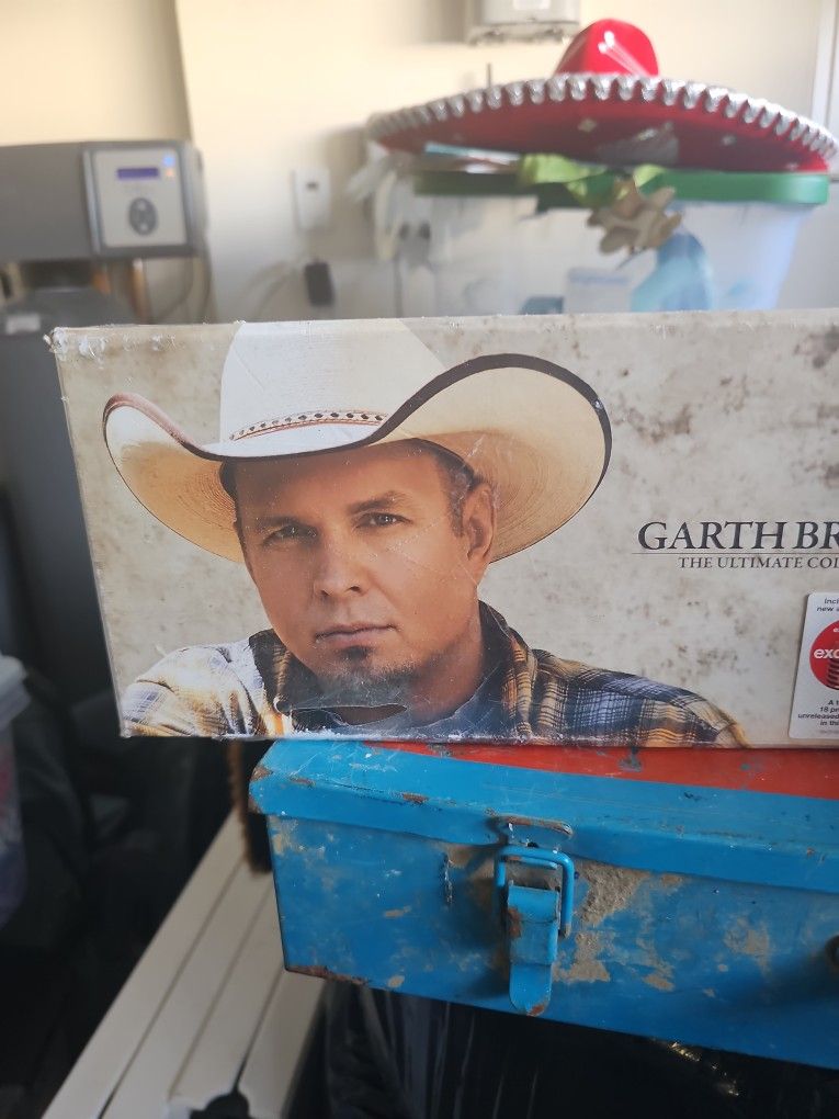 GARTH BROOKS THE ULTIMATE COLLECTIONS
