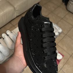 Black alexander mcqueens