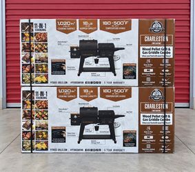 Pit Boss Combo Grill, Charleston 1020 Square inch Pellet Grill and Gas Griddle, Onyx Series